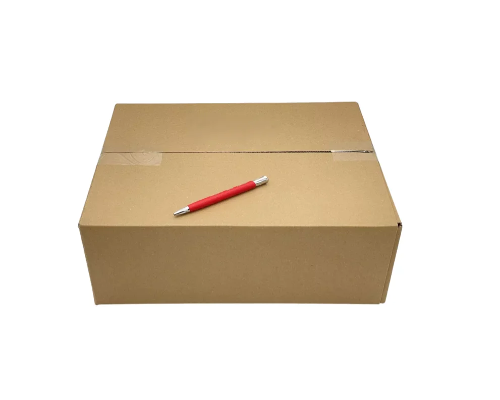 Kartonnu kastīte 300x250x150 F0201B 422g/m2